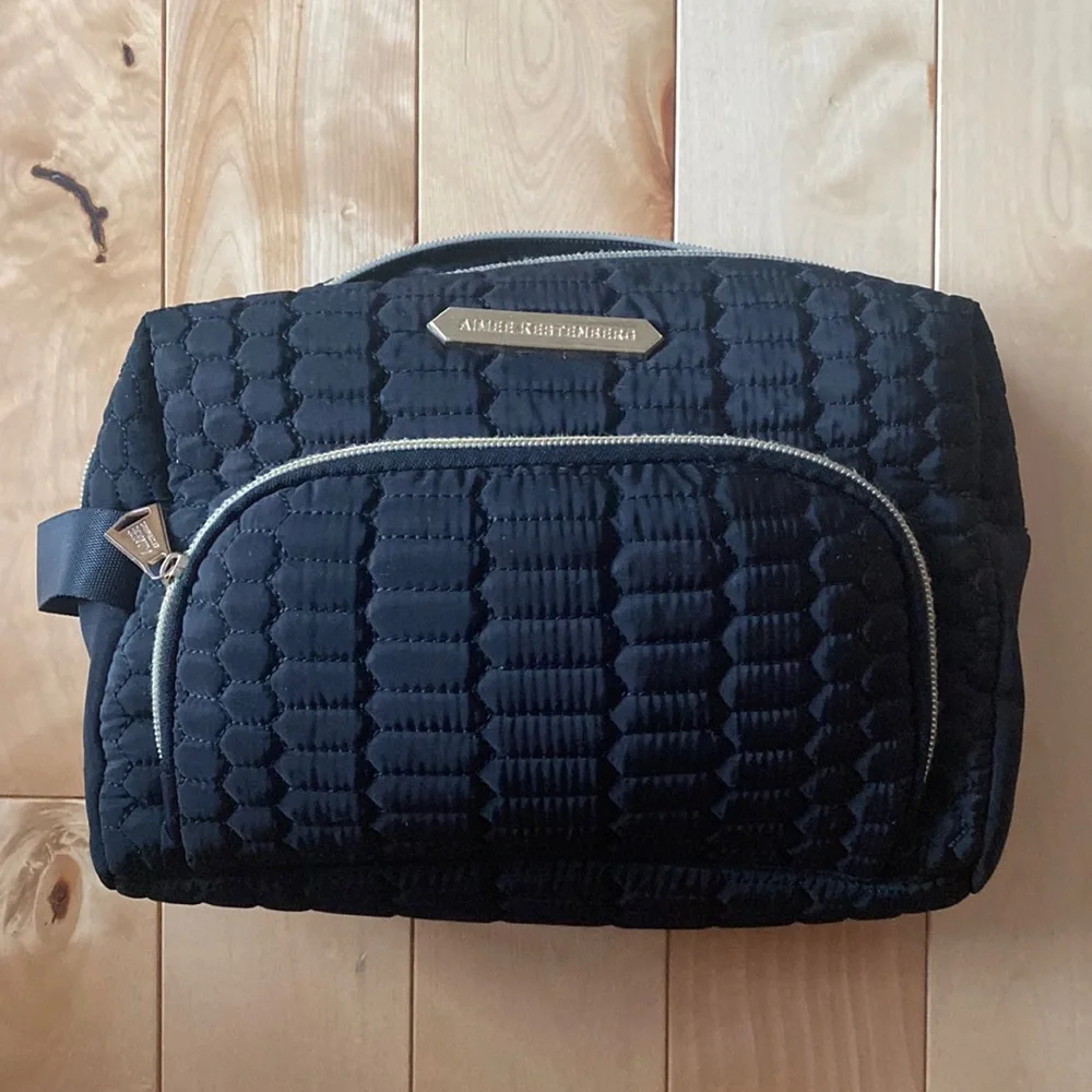 Toiletry Bag - Picture 1 of 4